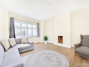 3 bedroom property in St James's Drive, London, SW17...