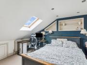 3 bedroom property in Tonsley Road, London, SW18 £3,750...