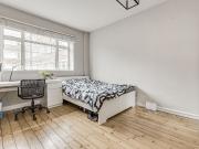 3 bedroom property in West Kensington Court, Edith...