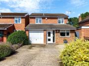 3 bedroom property to let in Arlington Drive, Marston,...