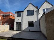 3 bedroom property to let in Fairholme Drive, Mansfield,...