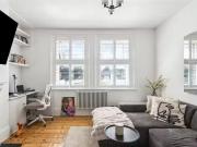 3 bedroom property to let in Heathfield Square, London,...