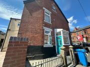 3 bedroom property to let in Holland Road, Near Bramall...