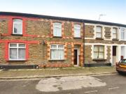3 bedroom property to let in Meadow Street, Treforest,...