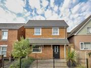 3 bedroom property to let in Wainsford Road, Pennington,...