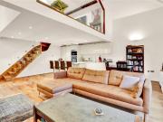 3 bedroom property to let in Wimbledon Park Side,...