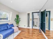 3 bedroom flat to rent