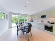 3 bedroom property to rent in heygate street elephant...