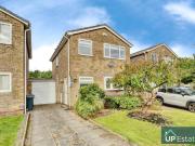3 bedroom property to rent on Stonebury Avenue, Coventry
