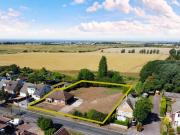 3 bedroom property with land for sale