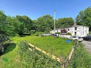 3 bedroom property with land for sale