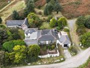 3 bedroom property with land for sale 3 bedroom property with land for sale