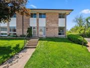 3 bedroom, Saint Louis MO 63128 94027455