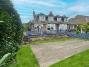 3 Bedroom Semi detached Bungalow For Sale In Huddersfield