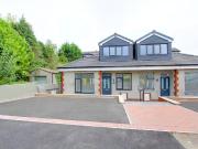 3 bedroom semi detached bungalow to rent