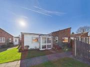 3 bedroom semi detached bungalow to rent