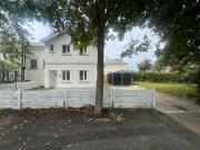 3 Bedroom Semi Detached House 3 Bedroom Semi Detached House