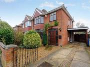 3 Bedroom Semi Detached House