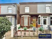 3 Bedroom Semi Detached House