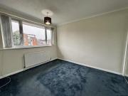 3 bedroom semi detached house for rent in 19 Chard Road,...