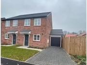3 bedroom semi detached house for rent in 52, Collin...