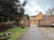 3 bedroom semi detached house for rent in Ainderby...