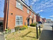 3 bedroom semi detached house for rent in Apollo...