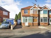 3 bedroom semi detached house for rent in Arundel Road,...