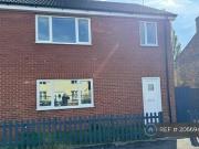 3 Bedroom Semi detached House For Rent In Barnetby