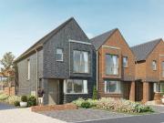3 bedroom semi detached house for rent in Barton Fields...