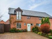 3 Bedroom Semi detached House For Rent In Basingstoke