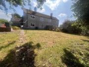 3 bedroom semi detached house for rent in Bath Road,...