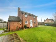 3 bedroom semi detached house for rent in Bayley...