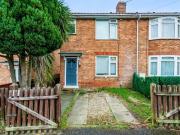 3 bedroom semi detached house for rent in Beverley Road,...