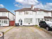 3 bedroom semi detached house for rent in Brooklands...