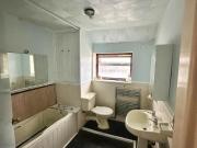 3 bedroom semi detached house for rent in Charlwood...