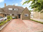 3 bedroom semi detached house for rent in Cowper Road,...