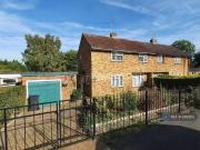 3 bedroom semi detached house for rent in East View,...