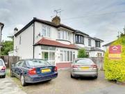 3 Bedroom Semi detached House For Rent In Enfield