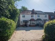 3 bedroom semi detached house for rent in Evesham Road,...
