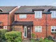 3 Bedroom Semi detached House For Rent In Farnham, Surrey