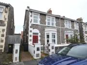 3 bedroom semi detached house for rent in George Street,...