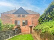 3 Bedroom Semi detached House For Rent In Gravesend, Kent