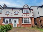 3 Bedroom Semi detached House For Rent In Gravesend, Kent