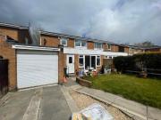 3 bedroom semi detached house for rent in Greenway,...