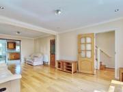 3 Bedroom Semi detached House For Rent In Hayes, Greater...