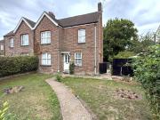 3 bedroom semi detached house for rent in Hayhurst Road,...