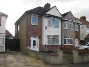 3 Bedroom Semi detached House For Rent In Heston