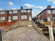3 bedroom semi detached house for rent in Hillside...