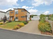 3 bedroom semi detached house for rent in Holland Park,...